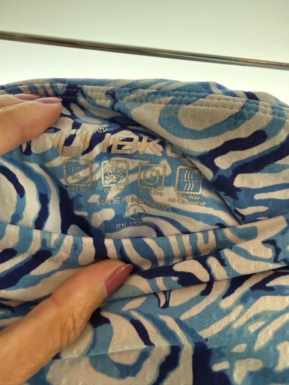 Blue and White tennis Skirt - Picture 2 of 2